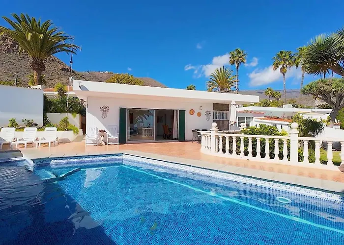 Detached Villa, Private Pool Only 10 Minutes Los Cristianos