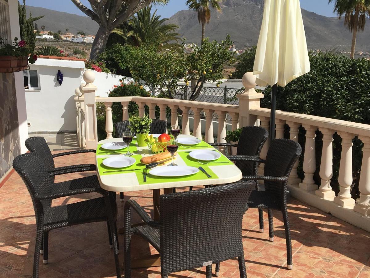 Villa Detached Villa, Private Pool Only 10 Minutes Cristianos *